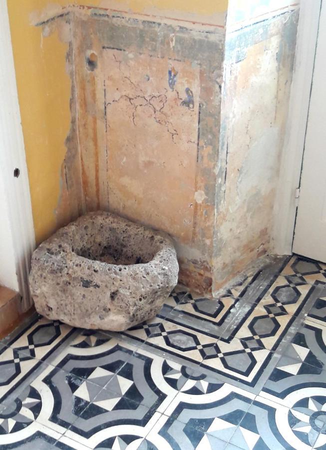 1836 Traditional House Вати Экстерьер фото